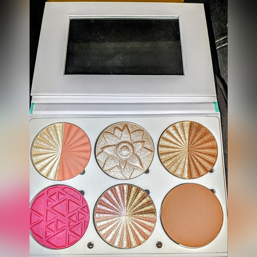 OFRA COSMETICS Professional Palette - On the Glow II - Picture 6 of 11